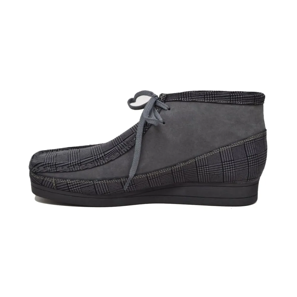British Walkers New Castle Men's Multi Color Plaid Leather and Suede Ankle Boots