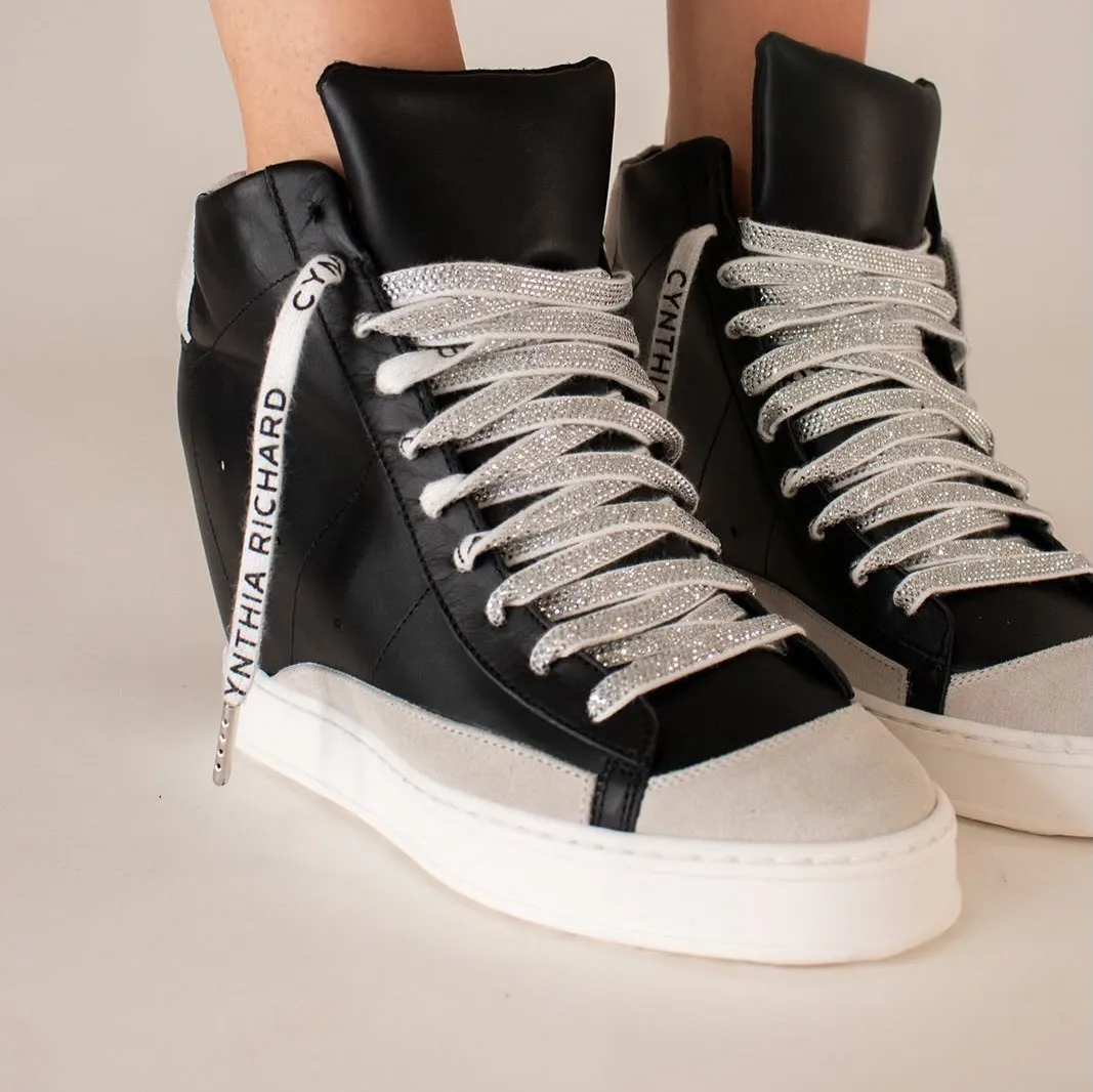 Fearless Nero With White Logo Crystal Laces