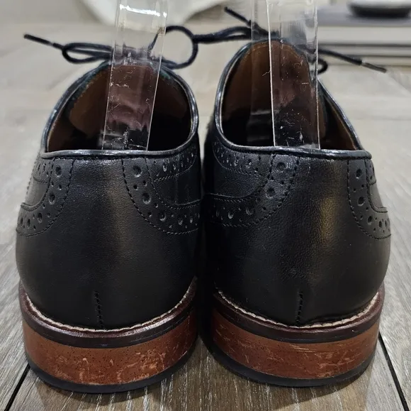 Johnston &amp; Murphy Men's Conard Embossed Wing Tip 20-3895 Black, Mens Size 9M