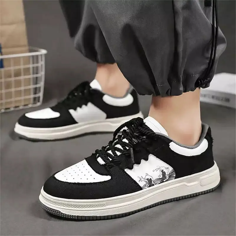 Men's dress sneaker