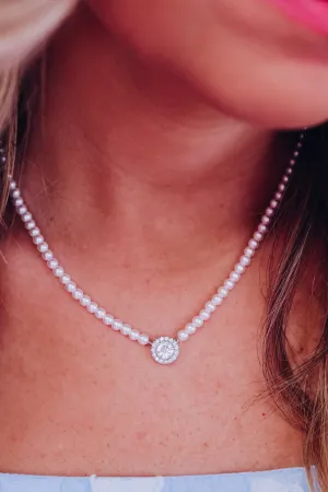 Rhinestone Pendant Pearl Necklace - Silver