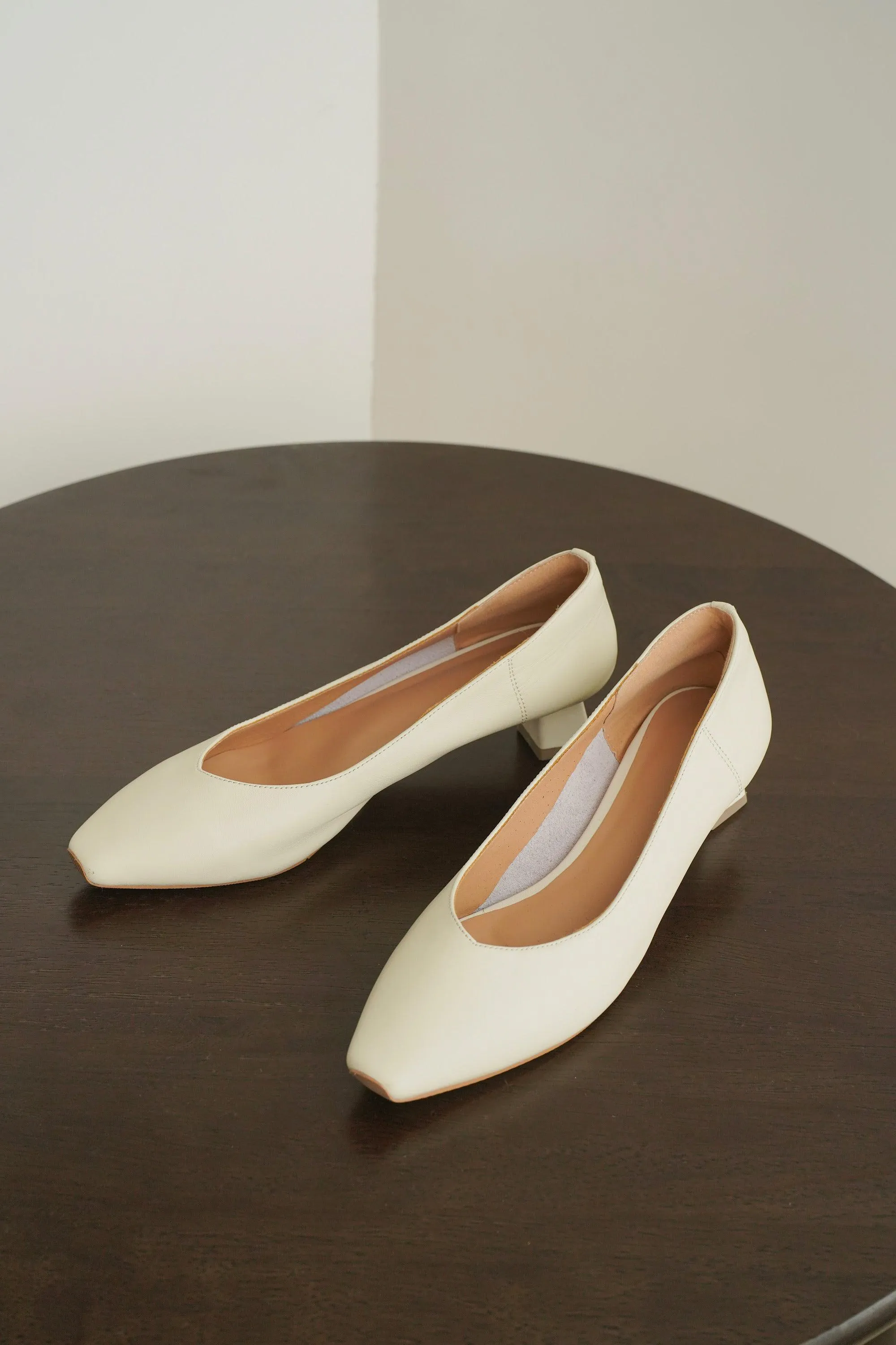 Sylvie Leather Pumps - White