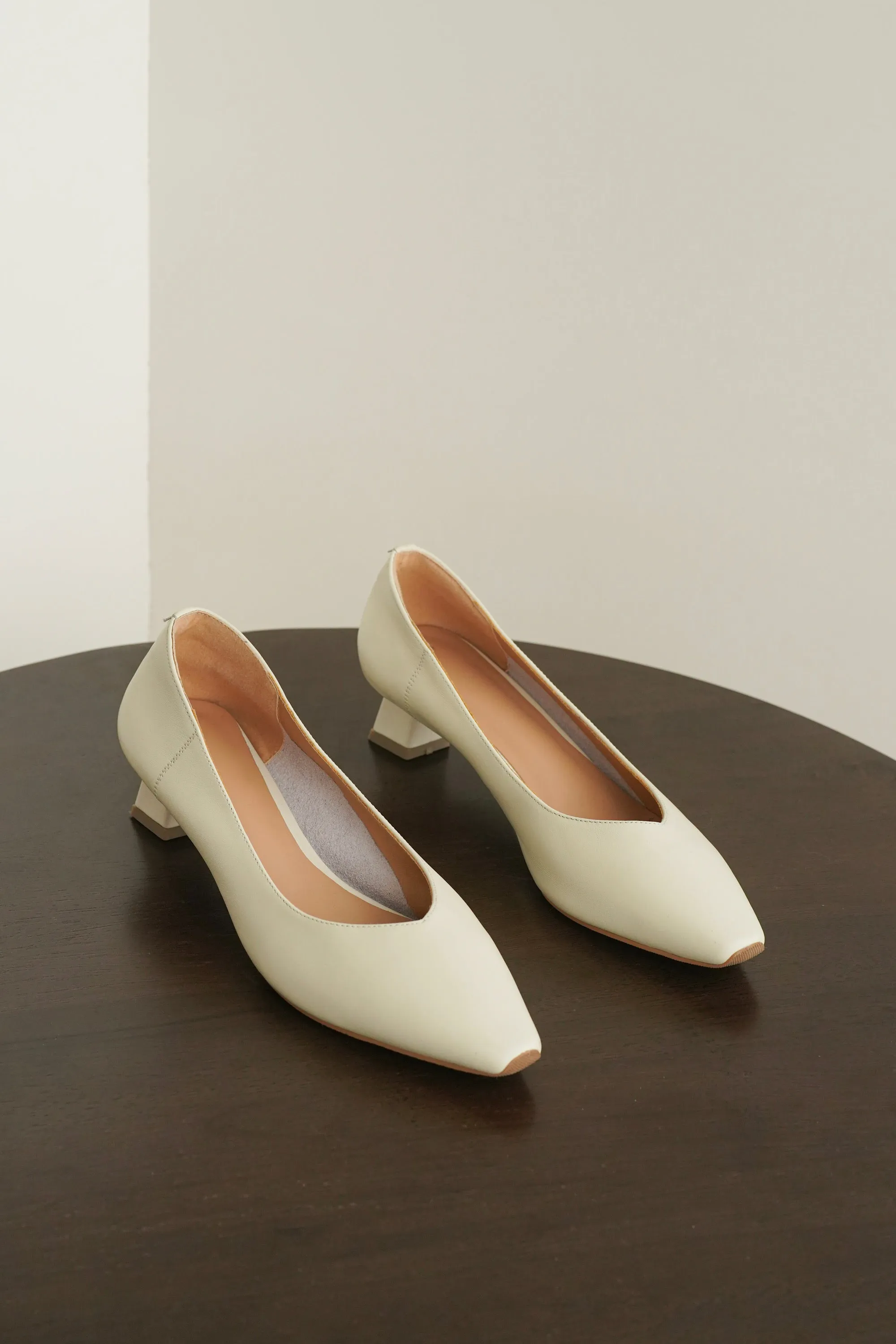 Sylvie Leather Pumps - White
