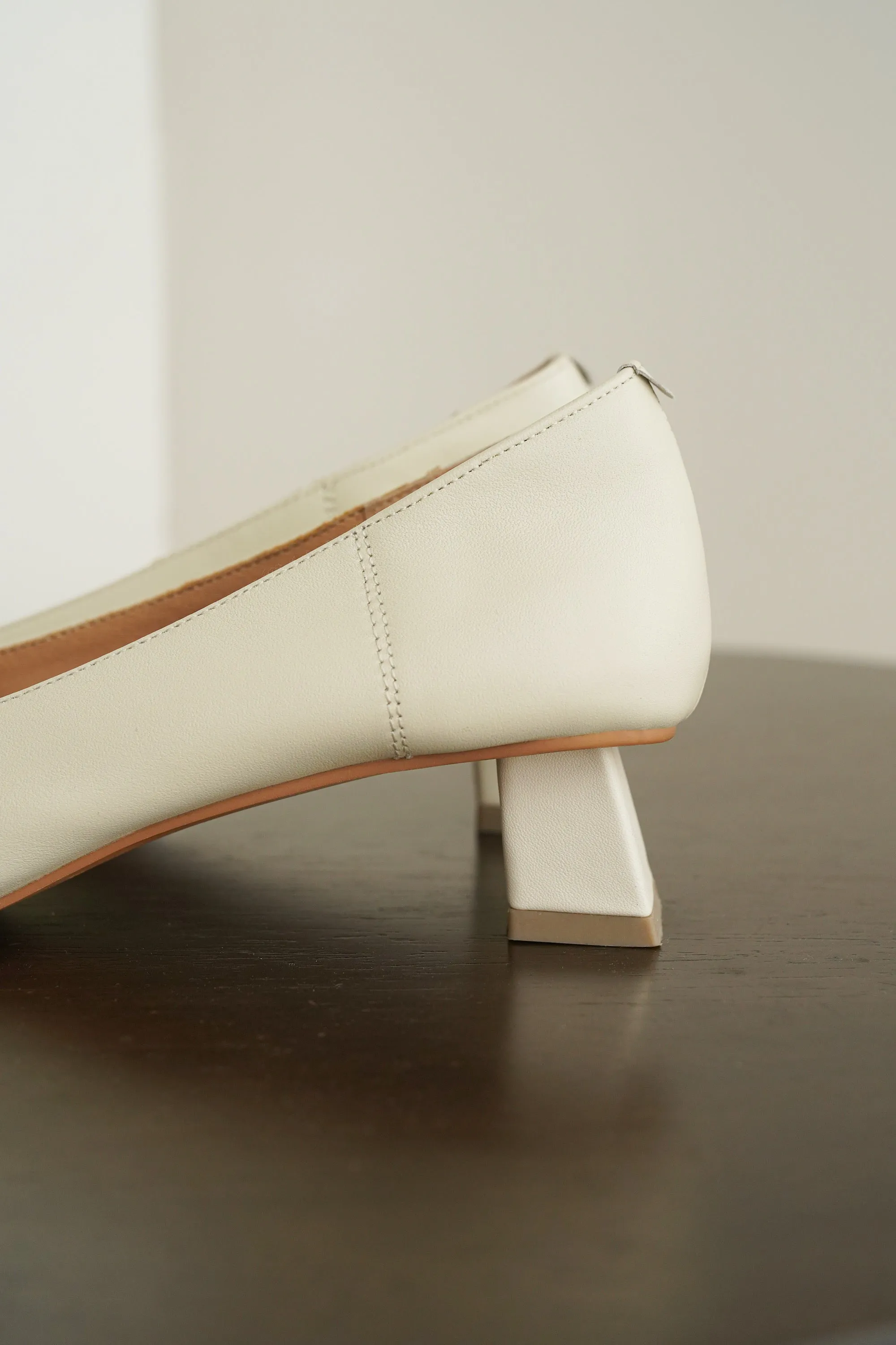 Sylvie Leather Pumps - White