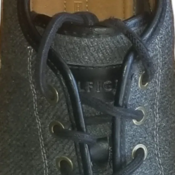 Tommy Hilfiger TM Manson 2 Tweed &amp; Leather Sneaker | Size: 11