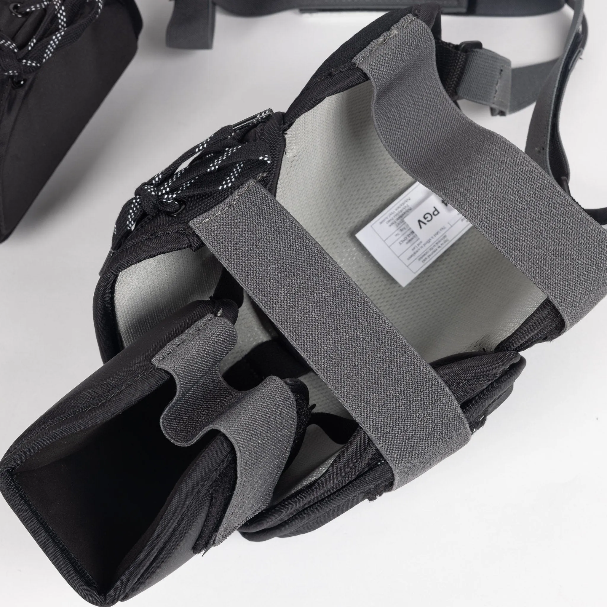 Vaughn Velocity V10 Pro Senior Goalie Knee Pads