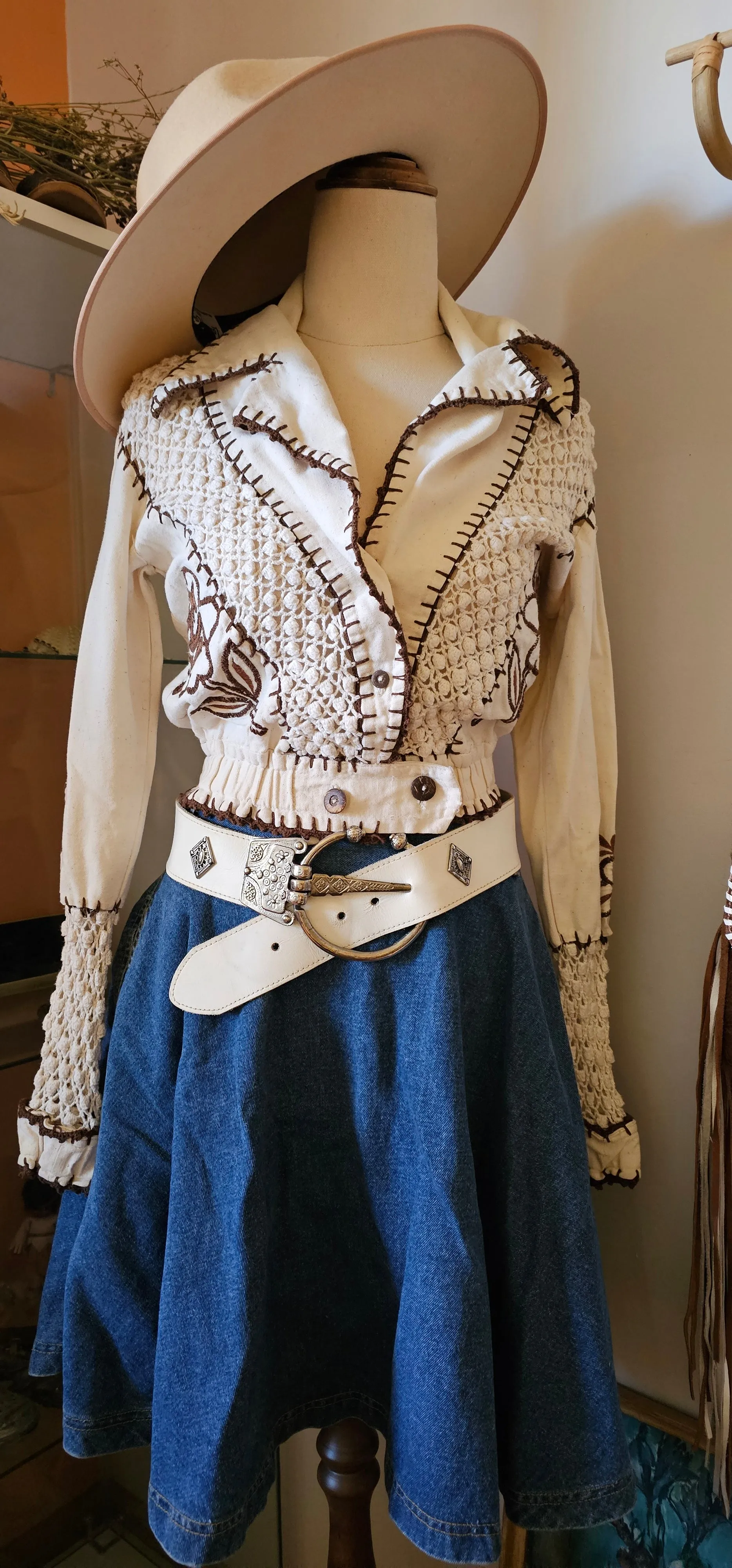 Vintage White Leather Belt with Ornate Silver buckle