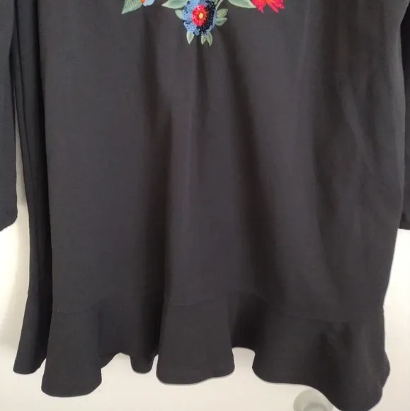 Zara black multicolor embroidered floral dress with sequins size Large
